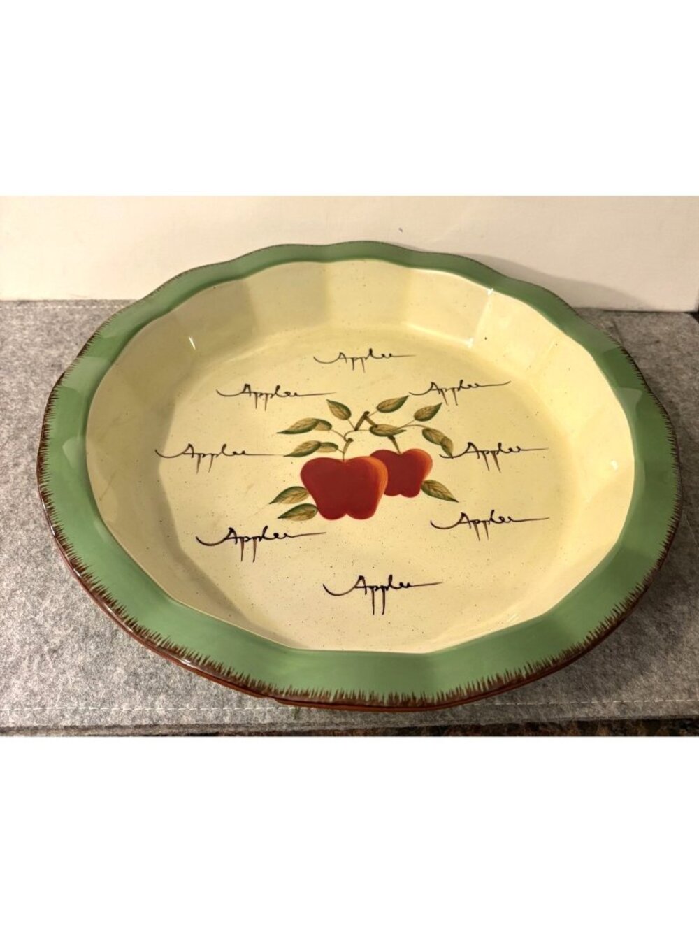 Apple Orchard Collection from Home Interior 12.75" Earthenware Pie Plate  # 3374